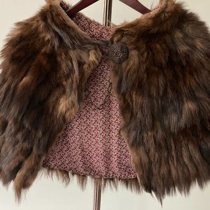 Vintage REAL FUR TAILS STOLE Red In,Bakelite Chain